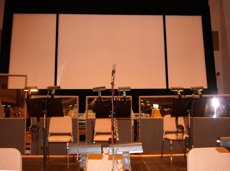 Single R-121 ribbon mic on a three seat trumpet section