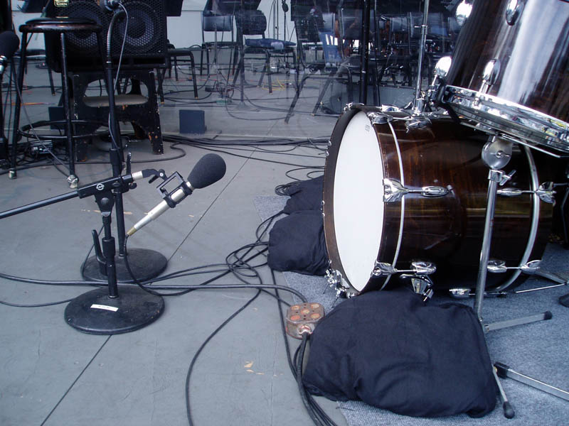 Brian Blade’s live drum kit miked with R-121 overheads and an R-122 on kick